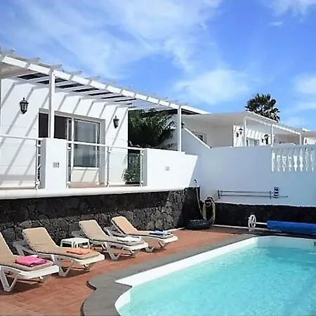 Rambla - Lovely 3 Bedroom - Sea Views - Perfect For Families Villa Puerto del Carmen (Lanzarote)